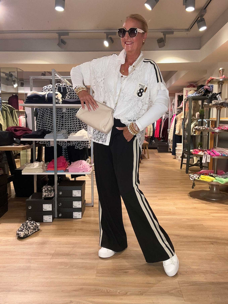 Hose Jersey Galonstreifen black, Ansicht Tragebild