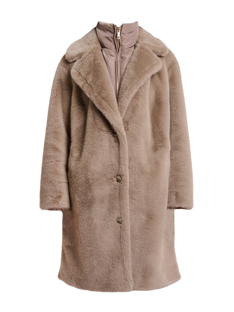 Mantel Geesje toffee, Ansicht vorn